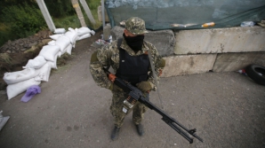 REACŢIA Gărzii Naţionale a Ucrainei la faptul că separatiştii proruşi au arătat cum împuşcă doi prizonieri