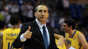 Primul antrenor european în NBA. David Blatt va pregăti formaţia americană Cleveland Cavaliers