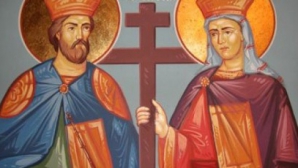 Creştinii ortodocşi îi sărbătoresc astăzi pe Sfinţii Constantin şi Elena