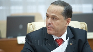 Copiii lui Formuzal învaţă şi lucrează în Europa, chiar dacă başcanul autonomiei găgăuze pledează pentru Uniunea euro-asiatică