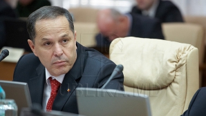 Un deputat îl acuză pe Formuzal că incită lumea la confruntare şi tensionează conştient situaţia din regiune