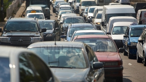 Zeci de şoferi din Bălţi s-au ales cu amenzi şi au rămas fără plăcuţe de înmatriculare DETALII