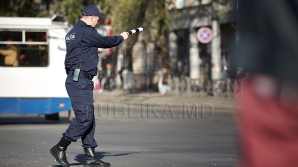 Atenţie, şoferi! De astăzi, traficul rutier va fi suspendat pe o parte din strada Columna