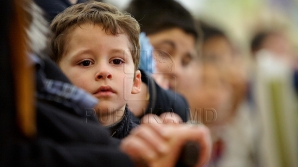 Zi specială pentru micuţii din Centrul de Plasament "Brânduşa"! Echipa Publika TV a mers la Hânceşti, pentru a oferi sărbătoare copiilor