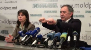 Directorul şi contabila Liceului "Lucian Blaga" din Tiraspol au fost amendaţi din nou de separatiştii din stânga Nistrului