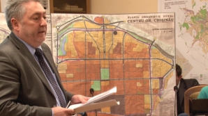 Un viceprimar al Chişinăului explică de ce licitaţiile de reparaţie a drumurilor sunt câştigate de o singură firmă românească