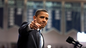 Obama şi sportul. Cel mai puternic om din lume a fost surprins la sala de forţă (VIDEO)