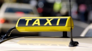 Haos în traficul rutier din Europa! Şoferii de taxi au organizat proteste faţă de o aplicaţie pe smartphone