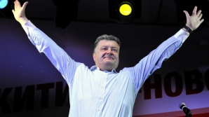 Bucurie dublă pentru liderul de la Kiev: Petro Poroşenko a devenit bunic şi preşedinte în aceeaşi zi