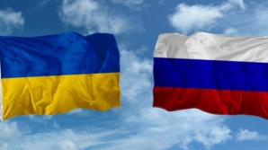 Rusia a reacţionat cu furie la protestul violent din faţa ambasadei sale din Ucraina