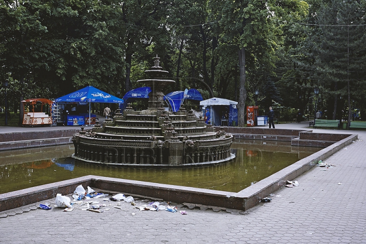 Cum arată Parcul Central din Chişinău după Ziua Copiilor (GALERIE FOTO)