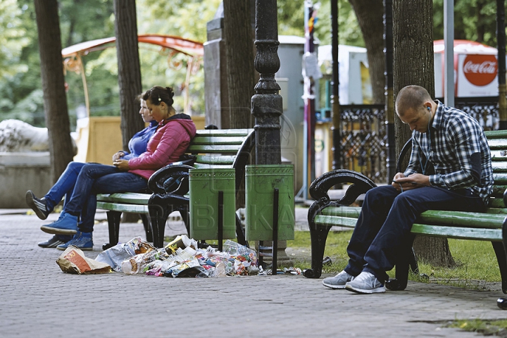 Cum arată Parcul Central din Chişinău după Ziua Copiilor (GALERIE FOTO)