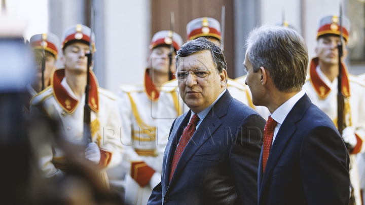 FOTO REPORT din spatele vizitei preşedintelui Comisiei Europene, Jose Manuel Barroso. Detalii care nu le vezi la TV