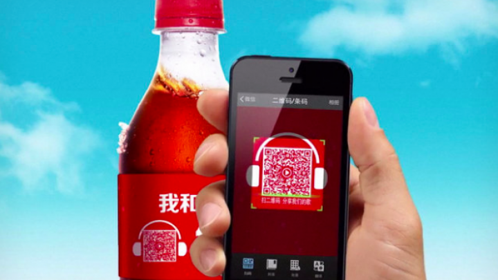 Cum poţi să faci un telefon mobil să cânte folosind o sticlă de Coca Cola