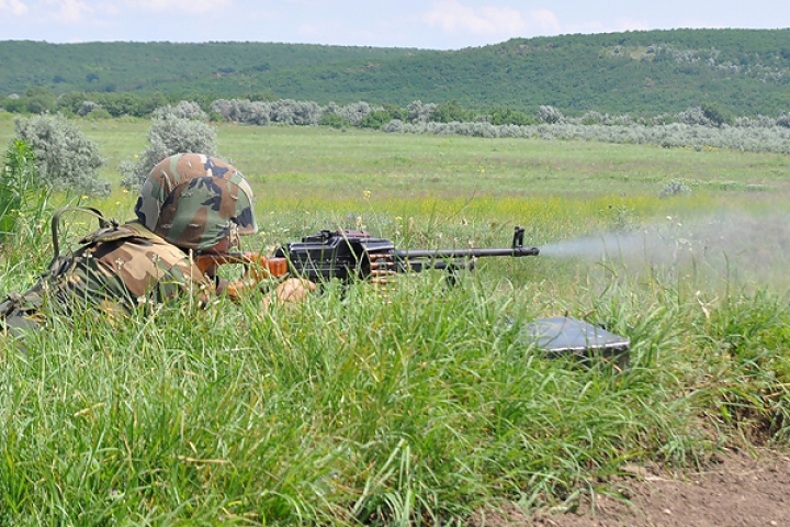 Dacii în acţiune. Militarii brigăzii de infanterie motorizată din Cahul au fost antrenaţi în demonstraţii tactice (FOTO/VIDEO)