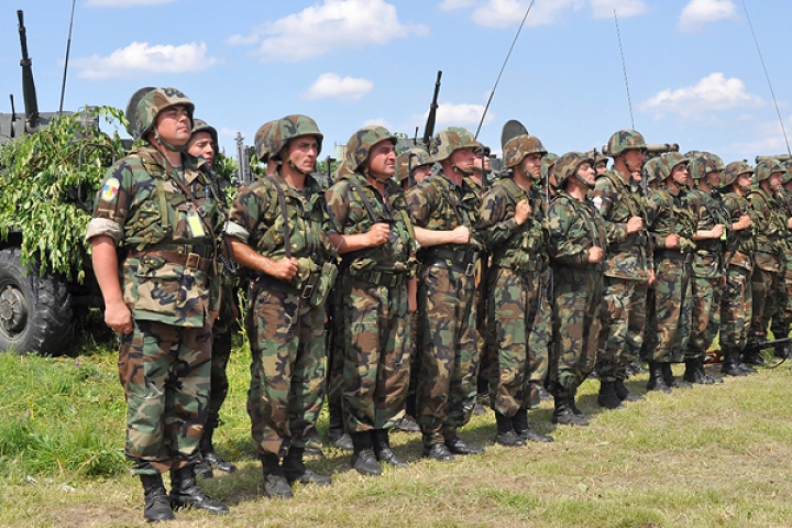 Dacii în acţiune. Militarii brigăzii de infanterie motorizată din Cahul au fost antrenaţi în demonstraţii tactice (FOTO/VIDEO)