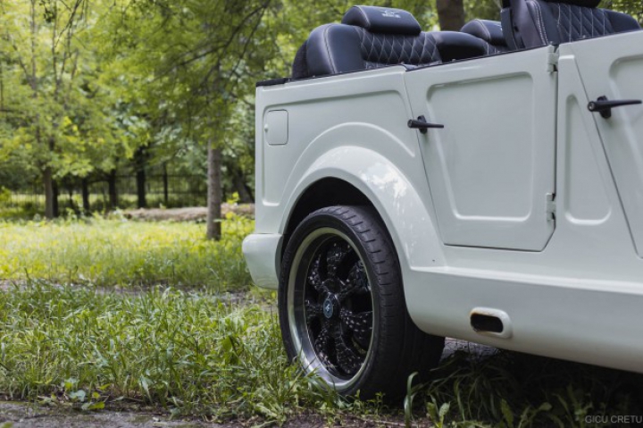 GAZ 69 cu motor de BMW. Istoria bijuteriei pe patru roţi care fură toate privirile (FOTO)