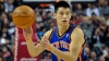 Noul baschetbalist al formaţiei Los Angeles Lakers, Jeremy Lin, a fost prezentat oficial