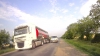Pe contrasens la 100 de km/h. Un şofer a reuşit să evite în ultima clipă un accident rutier (VIDEO) 