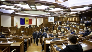 Sfârșit de sesiune parlamentară. Deputații planifică să voteze un număr record de proiecte