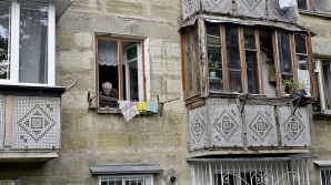 Hoţii nu au vacanţă! Recomandările poliţiştilor pentru cei care pleacă la odihnă şi lasă locuinţele fără supraveghere