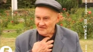 Un pensionar din Sloviansk a devenit vedetă pe Youtube. Vezi ce crede bătrânul despre situaţia din estul Ucrainei (VIDEO)