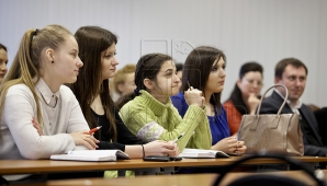 Ofertele de studii în România au fost prezentate la Chişinău