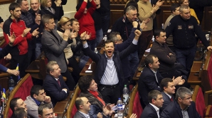 Alegeri în Ucraina. Cine declanşează campania pentru parlamentare înainte de termen    