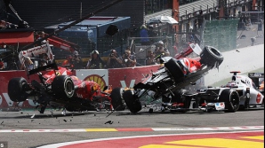 Ghinion pentru Hamilton în calificările Marelui Premiu al Germaniei. Britanicul a suferit un accident