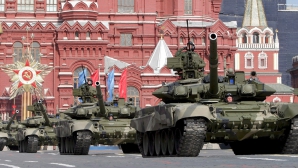 SONDAJ: Cetăţenii ruşi nu vor o intervenţie armată în Ucraina