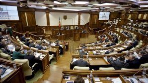 Vor putea fi arestaţi şi trimişi în judecată! Proiectul privind lipsirea de imunitate a deputaţilor va fi dezbătut în Parlament
