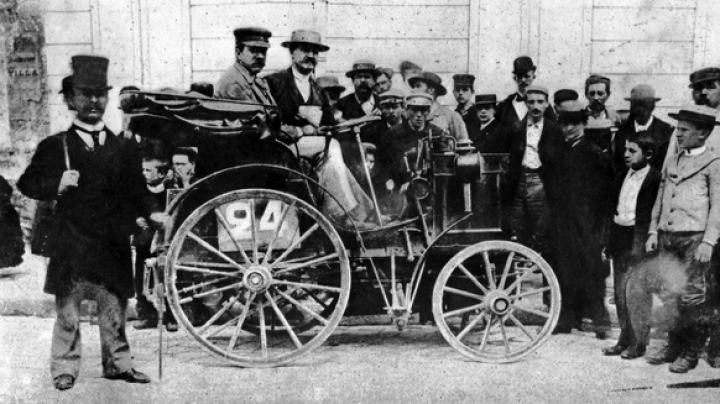 Mercedez-Benz celebrează 120 de ani de motorsport (FOTO de COLECŢIE)
