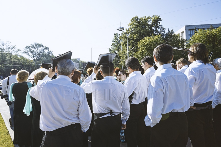 Omagiu pentru Ştefan cel Mare. Conducerea ţării a cinstit memoria marelui domnitor printr-o ceremonie de depuneri de flori (GALERIE FOTO)