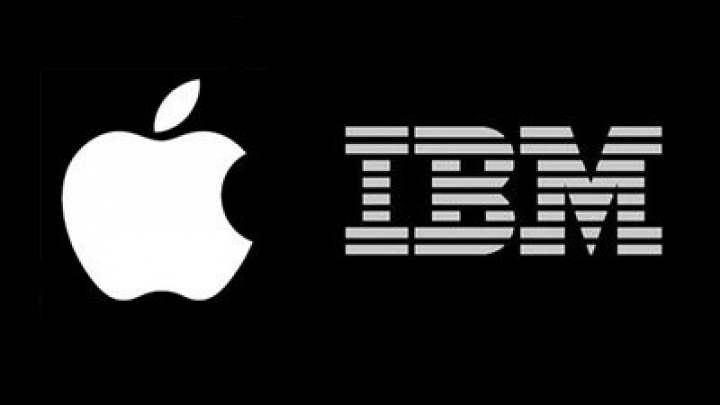 Doi giganţi IT îngroapă secerea războiului. Apple şi IBM semnează un acord istoric