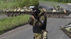 Human Rights Watch: Insurgenţii proruşi duc un război lipsit de reguli împotriva Kievului