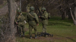 Se ridică baricade şi se sapă tranşee! Autorităţile şi localnicii din Mariupol se pregătesc de un posibil  atac al separatiştilor proruşi