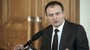 Candu îi cere lui Rogozin SUSPENDAREA embargoului pentru mai multe produse din Moldova