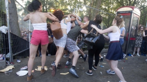 A început totul ca un festival al culturii din Caraibe, dar s-a terminat cu o baie de sânge