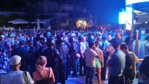 Confruntări violente în oraşul Odesa! Un grup de protestatari a încercat să saboteze concertul interpretei Ani Lorak