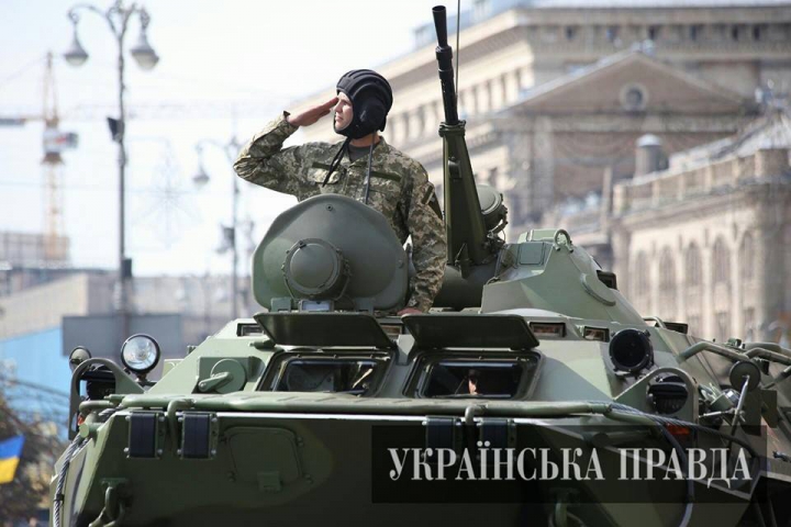 Ucraina la 23 de ani. Ziua Independenţei marcată cu paradă militară la Kiev (FOTO)