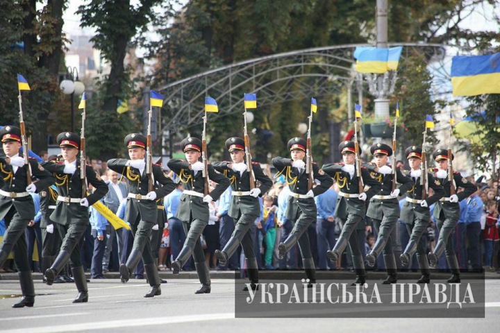 Ucraina la 23 de ani. Ziua Independenţei marcată cu paradă militară la Kiev (FOTO)