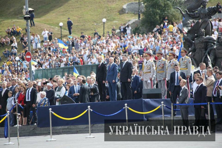 Ucraina la 23 de ani. Ziua Independenţei marcată cu paradă militară la Kiev (FOTO)