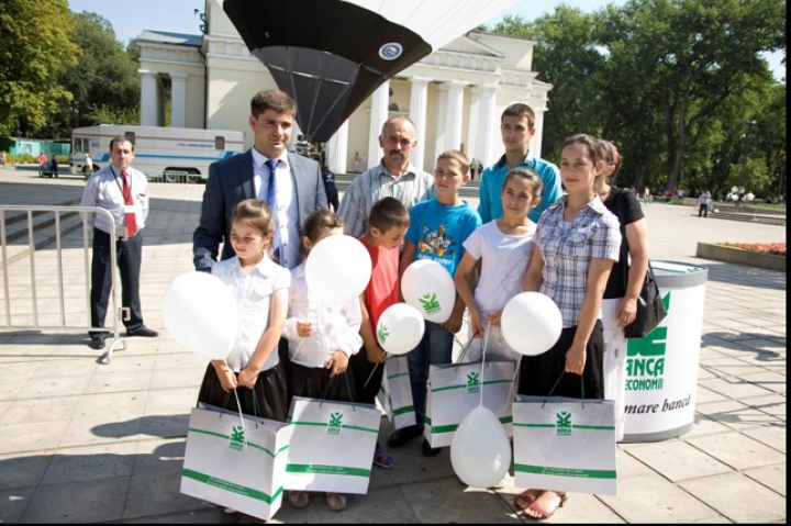 De Ziua Independenței, cea mai mare Bancă a venit cu cele mai mari cadouri!