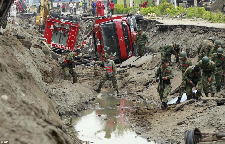 Imagini APOCALIPTICE. Cum arată un oraş din Taiwan după explozia unei conducte de gaz (FOTO/VIDEO)
