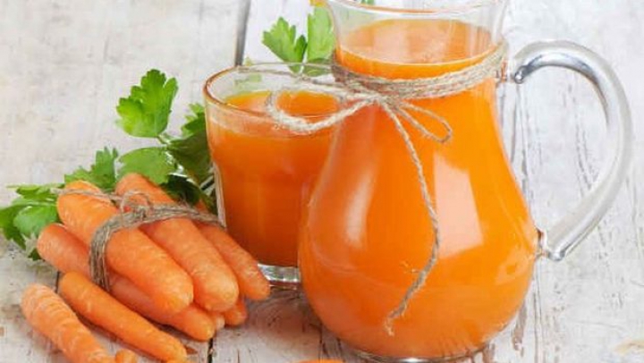 Descoperă proprietățile magice ale sucului de morcovi 