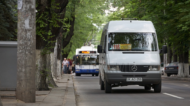 AŞA vor circula microbuzele prin Chişinău. Vezi aici LISTA cu toate rutele