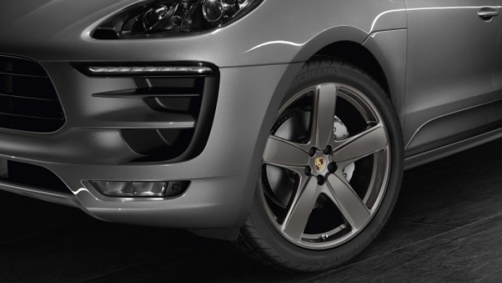 Porsche Macan se laudă cu o nouă linie de accesorii