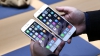 (VIDEO) Atenţie, IMAGINI DUREROASE pentru fanii Apple! Cât de rezistente sunt noile iPhone-uri