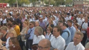 Mii de farmacişti francezi au ieşit în stradă, nemulţumiţi de reformele Guvernului de la Paris