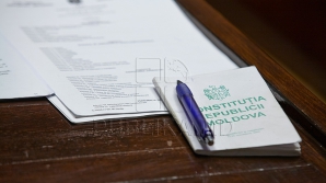 Oficiali moldoveni despre Constituţie: Unele prevederi ale sale sunt imprecise sau depășite de timp